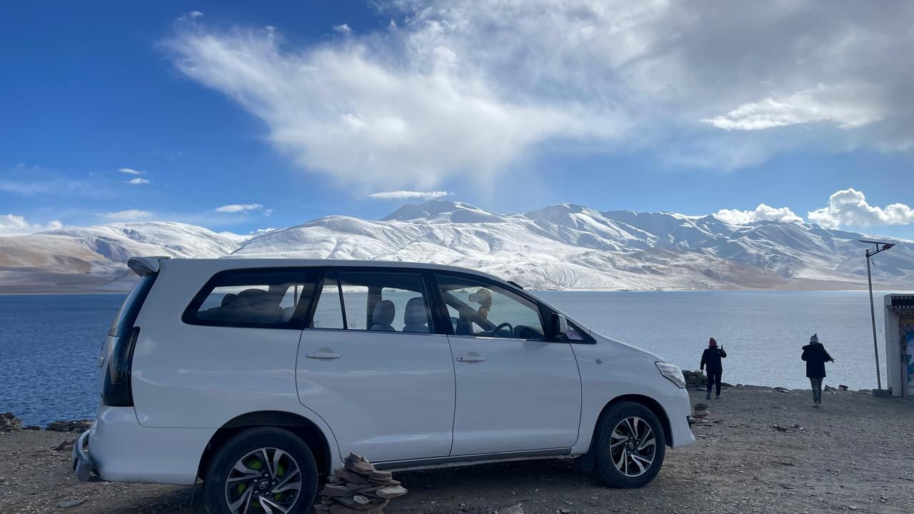 Toyota Innova in Ladakh terrain